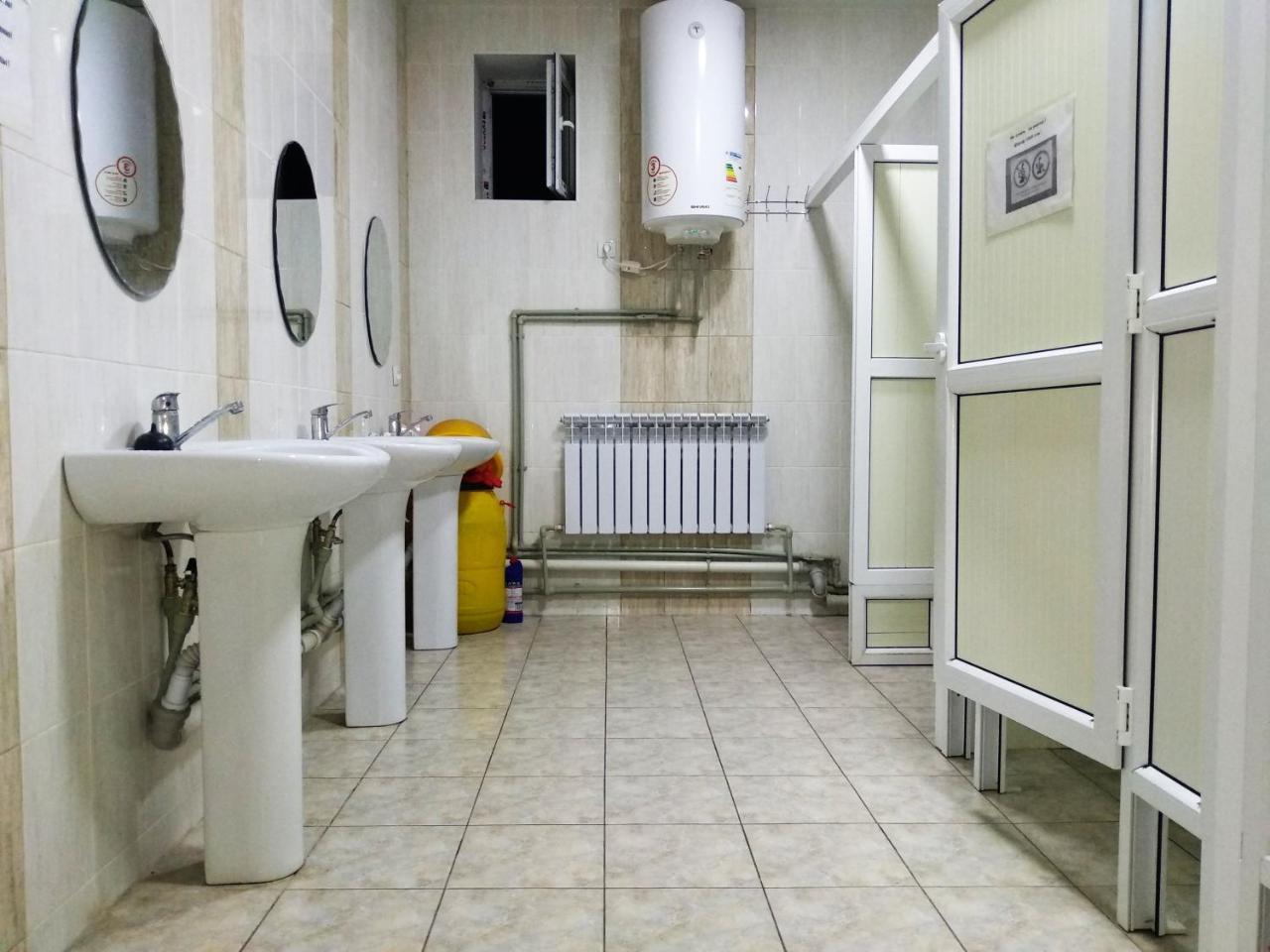 Medi Guest House Osh Ngoại thất bức ảnh
