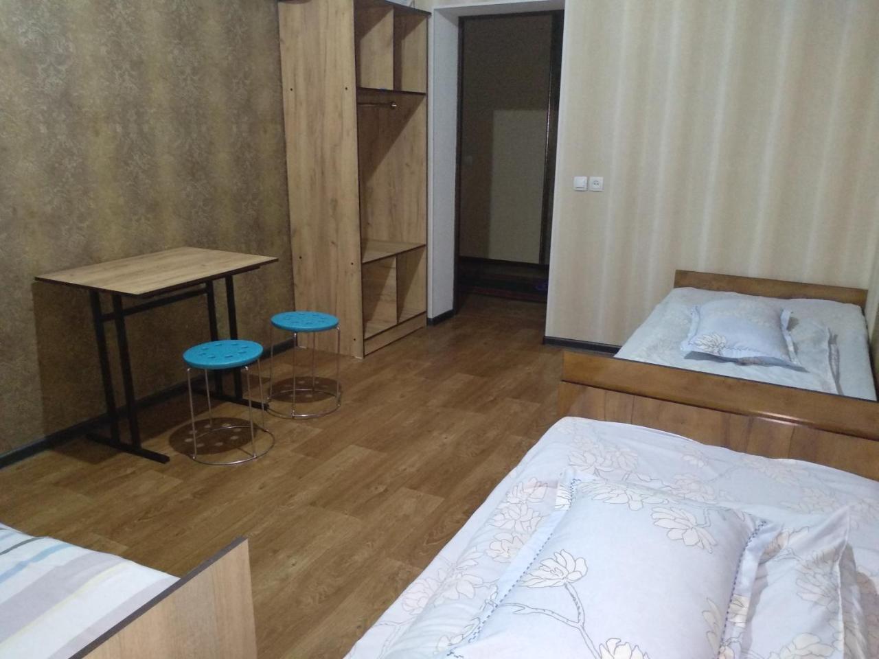 Medi Guest House Osh Ngoại thất bức ảnh
