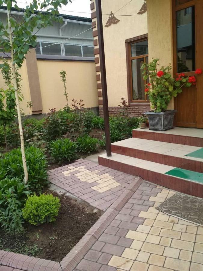 Medi Guest House Osh Ngoại thất bức ảnh