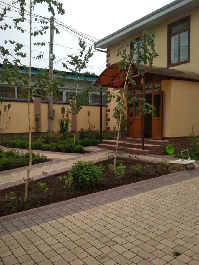 Medi Guest House Osh Ngoại thất bức ảnh