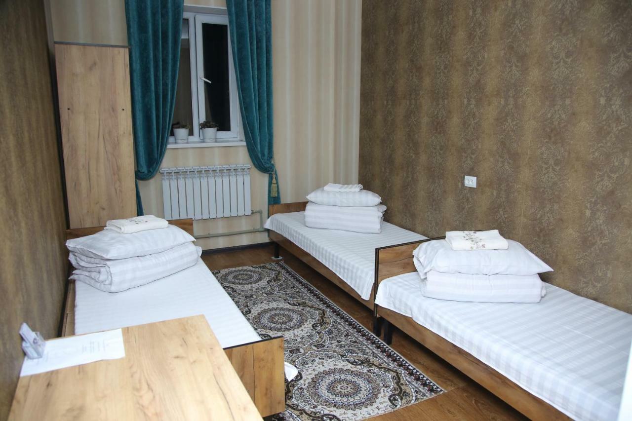 Medi Guest House Osh Ngoại thất bức ảnh