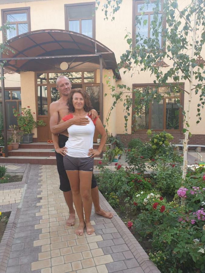 Medi Guest House Osh Ngoại thất bức ảnh
